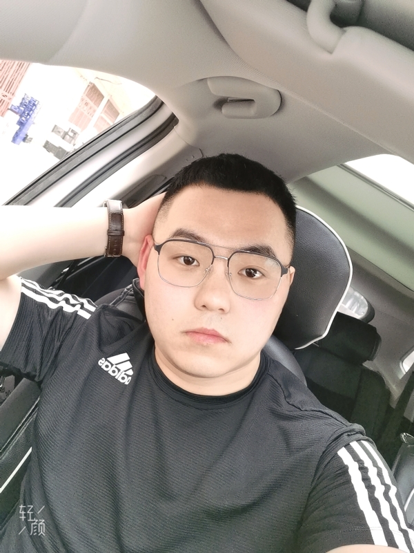 海阔天空的第一张照片--和县认干亲服务网